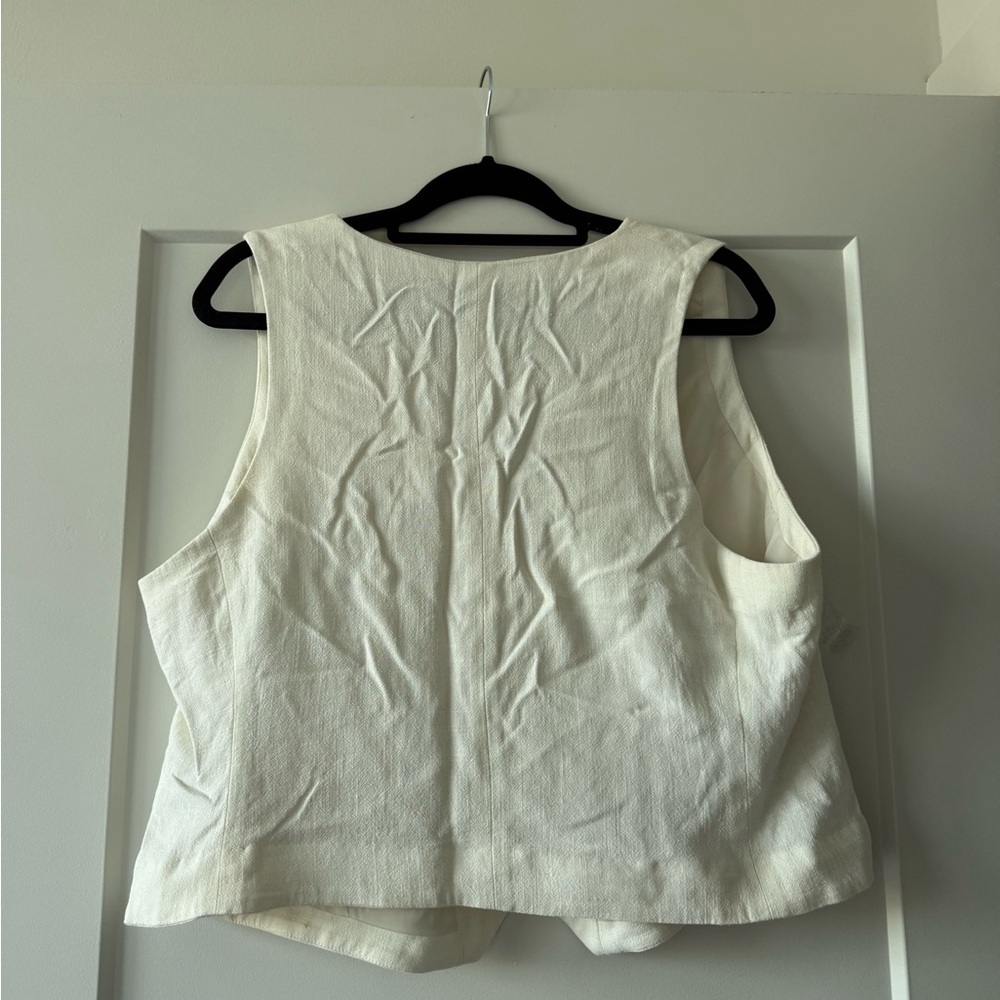 ASOS Cream Linen Button-Front Vest - Picture 2 of 2